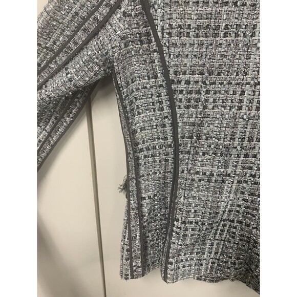 St John Boucle Tweed Blazer Grey/Blue Multicolor Fringe with Satin Trim‎ Size 4 - Picture 10 of 13